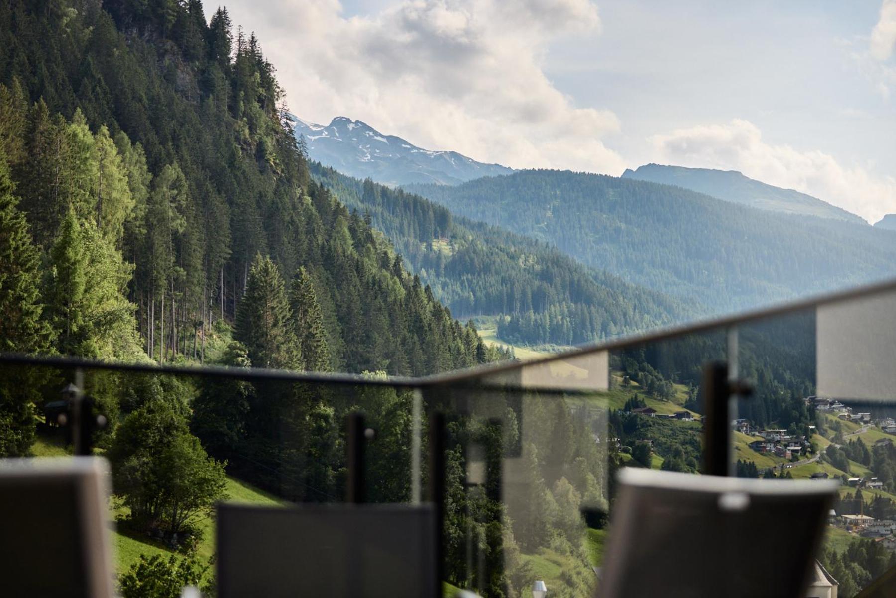 Das Luxurioese Chalet-Apartment In Der Residenz Silvretta - Inklusive Silvretta Card Premium See Ngoại thất bức ảnh